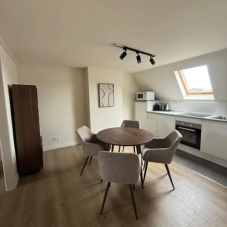 Apartment Duplex Center *